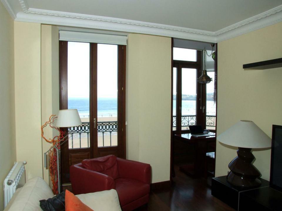 Vivienda En Gijon Frente Al Marヴィラ エクステリア 写真